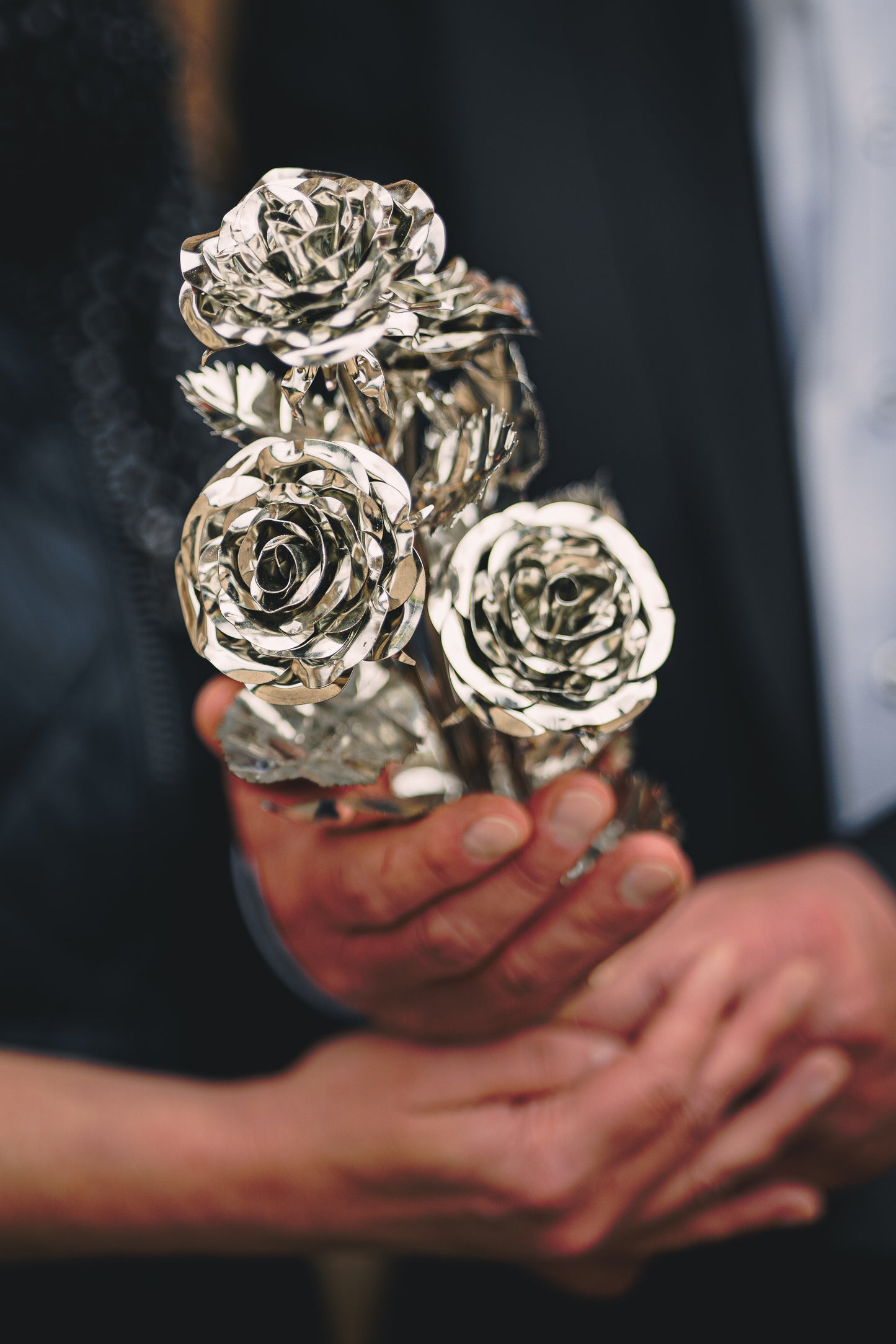 Stahlrosenstrauß mit 3 Stahlrosen